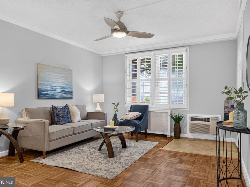 226 N Thomas Street N 2263, Arlington VA 22203