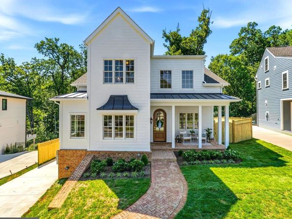 3111 Circle Hill Road, Alexandria VA 22305