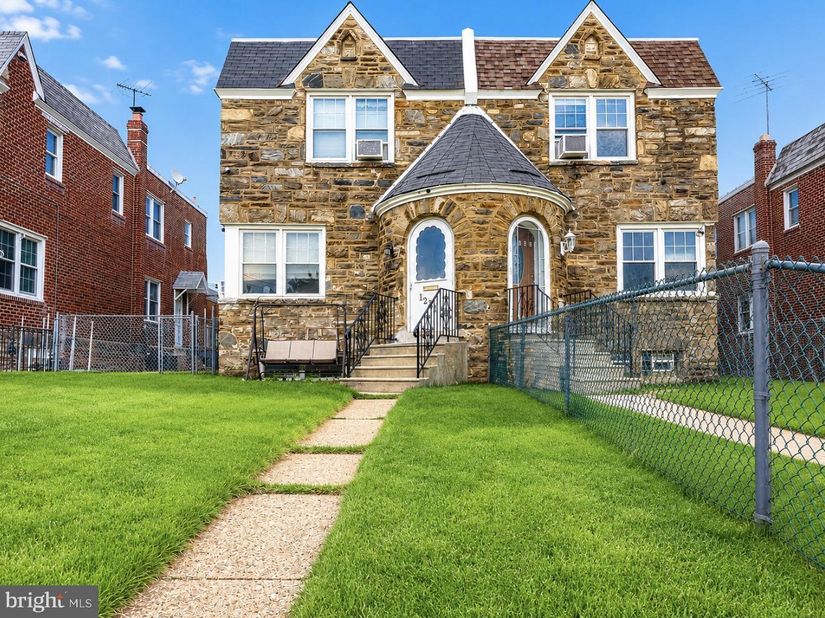1221 Knorr Street, Philadelphia PA 19111