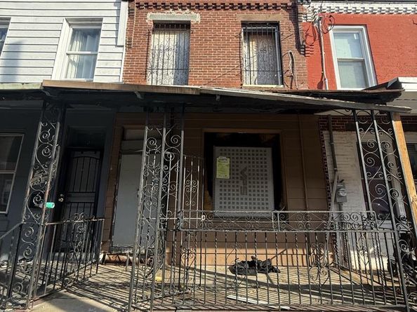 2443 W Oakdale Street, Philadelphia PA 19132