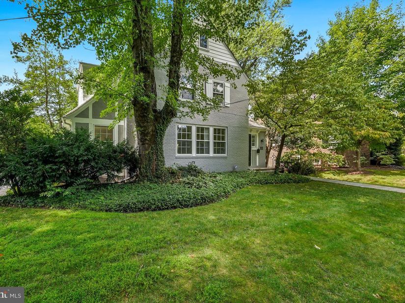 6704 Maple Avenue, Chevy Chase MD 20815