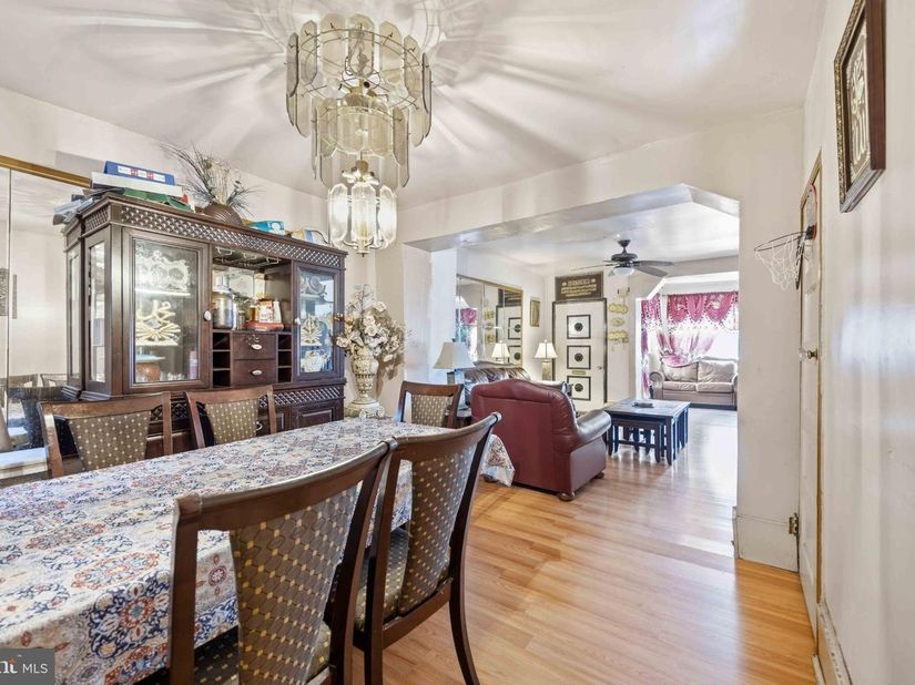 1979 W Sparks Street, Philadelphia PA 19141