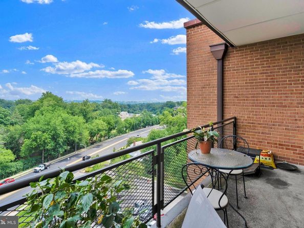 4390 Lorcom Lane 805, Arlington VA 22207