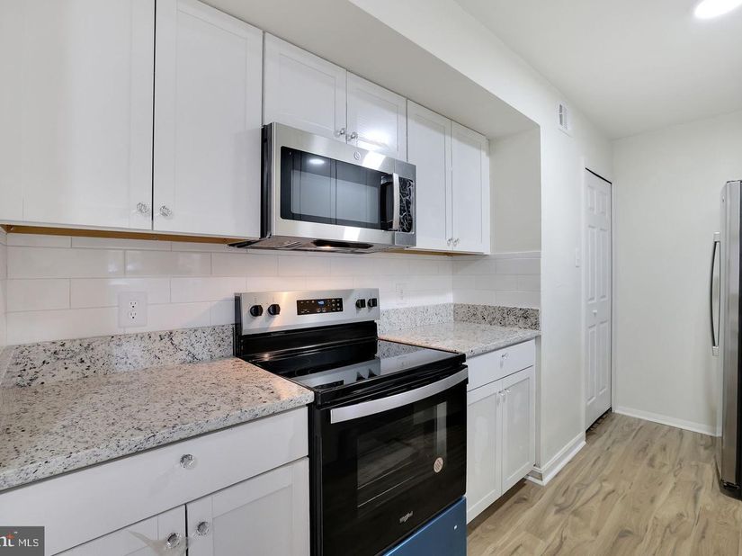 14 Simeon Lane, Sterling VA 20164