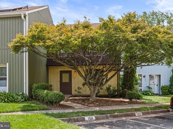 1005 Saber Lane, Herndon VA 20170