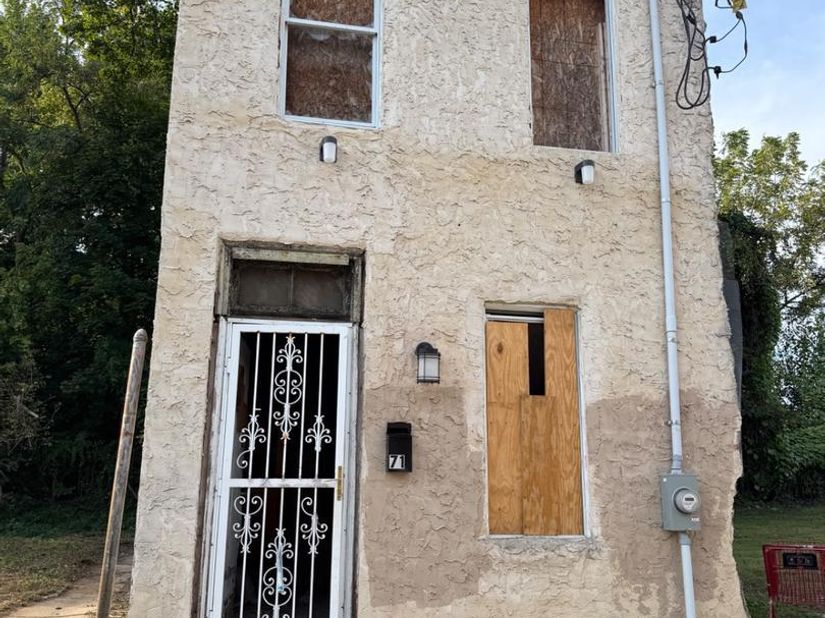71 E Ashmead Street, Philadelphia PA 19144