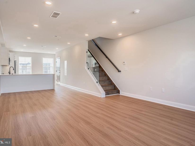 2715 Priya Lane A82, Philadelphia PA 19131