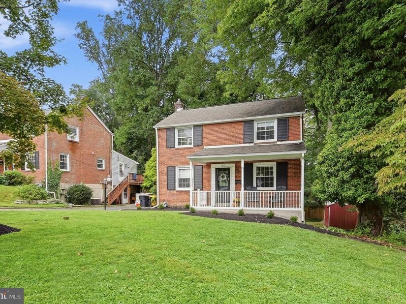 112 Ashwood Road, Springfield PA 19064