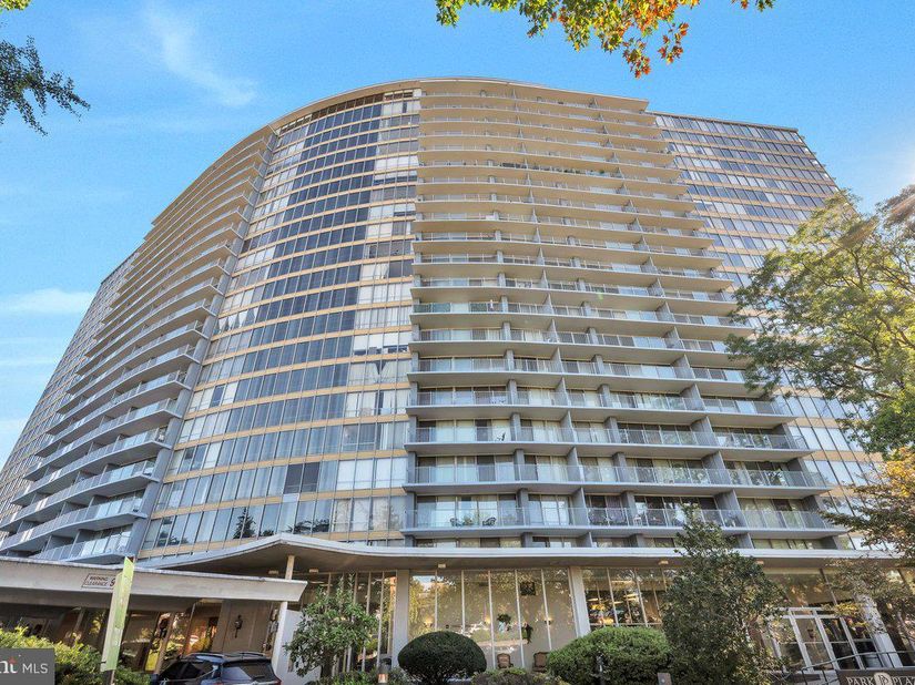 3900 Ford Road 10K, Philadelphia PA 19131