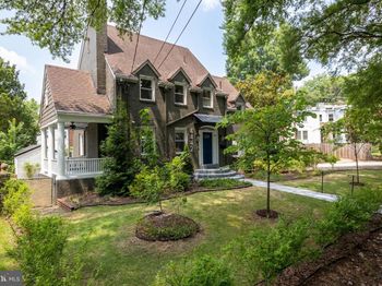 4442 South Dakota Avenue NE