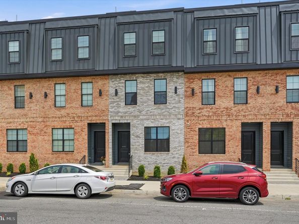 4030 Marilyn Drive, Philadelphia PA 19131