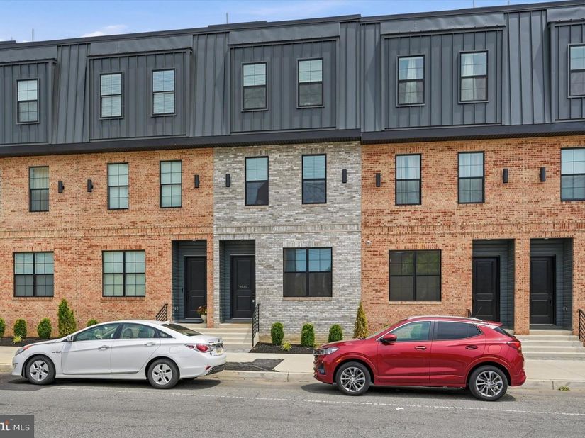 4030 Marilyn Drive, Philadelphia PA 19131