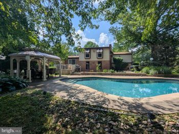 3913 Bradford Road