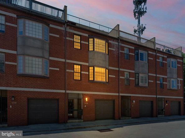 120 Dickinson Street E, Philadelphia PA 19147