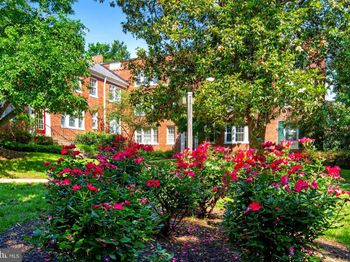 1811 Key Boulevard