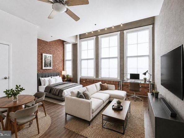 315 New Street 604, Philadelphia PA 19106