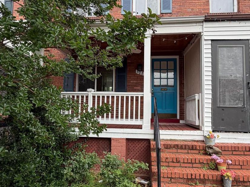 308 Wesmond Drive, Alexandria VA 22305