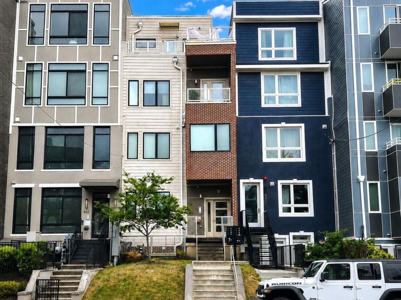 822 Kennedy Street NW 3, Washington DC 20011