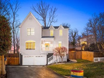 1621 S Taylor Street