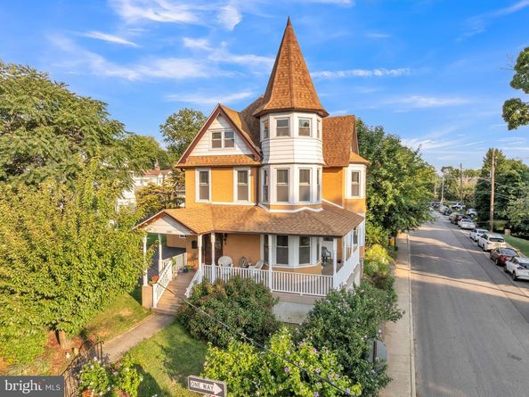 200 Sabine Avenue, Narberth PA 19072