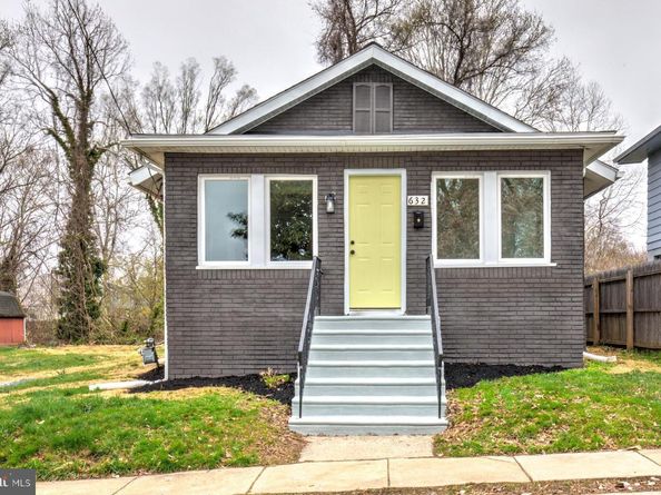 632 Greenhill Road, Sharon Hill PA 19079