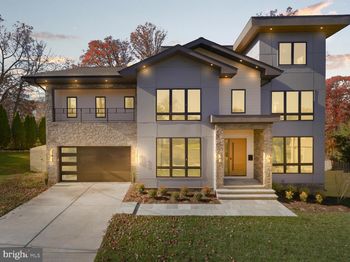 616 Gibson Circle SW