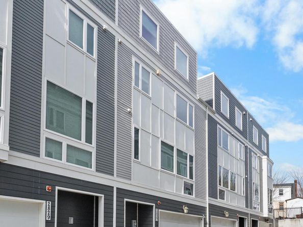 2827 24TH Road S, Arlington VA 22206