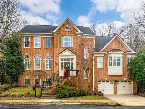 5120 Warren Place NW, Washington DC 20016