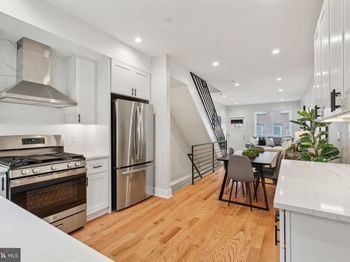 2507 Ingersoll Street