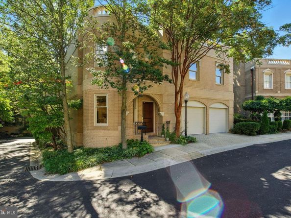 4730 Foxhall Crescent NW, Washington DC 20007