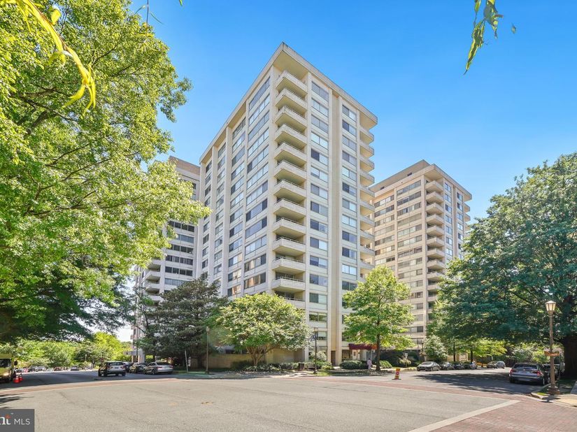 5500 Friendship Boulevard 2414N, Chevy Chase MD 20815