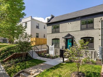 2606 41st Street NW
