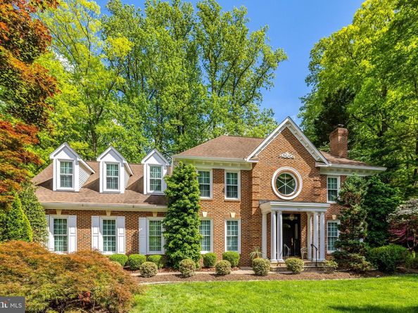 3611 Woodhill Place, Fairfax VA 22031