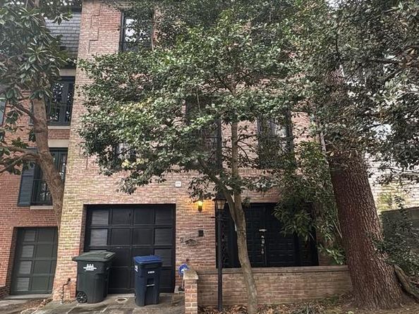 2142 Cathedral Avenue NW, Washington DC 20008