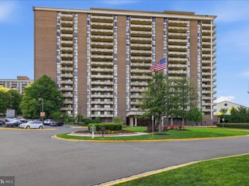 1800 Old Meadow Road