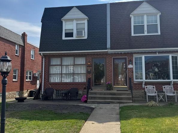 1018 Loney Street, Philadelphia PA 19111