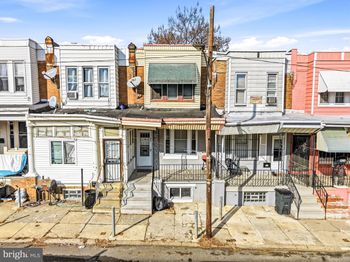 921 E Russell Street