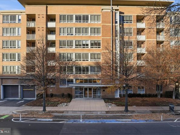 355 I Street SW 311, Washington DC 20024