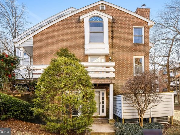 7598 Lakeside Village Drive L, Falls Church VA 22042