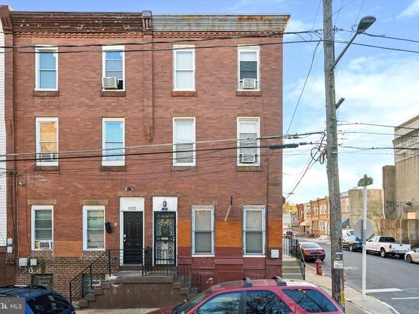 1324 W Cumberland Street, Philadelphia PA 19132