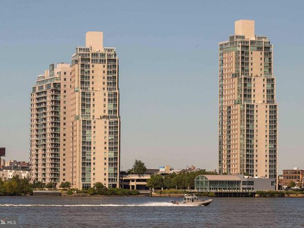 901 N Penn Street R1001, Philadelphia PA 19123