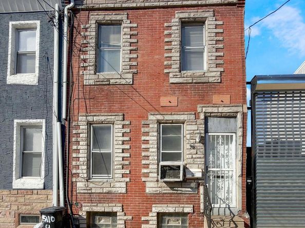 5112 James Street, Philadelphia PA 19137