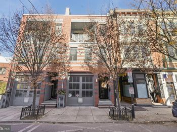 739 Bainbridge Street