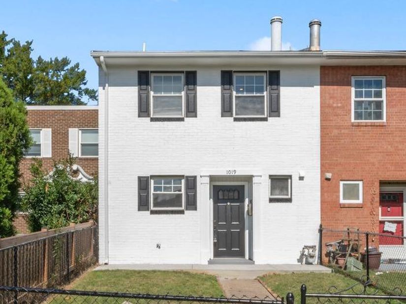 1019 First Street, Alexandria VA 22314