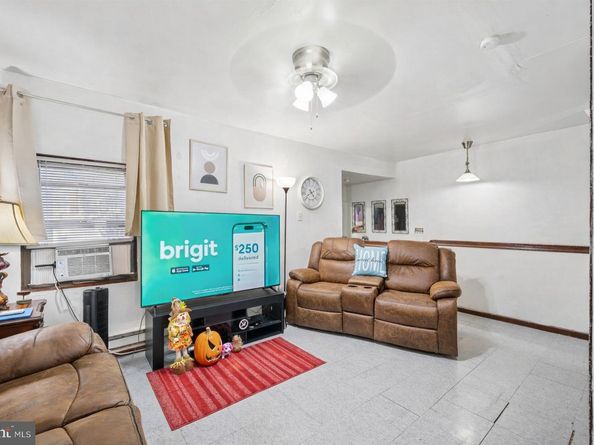 2241 N 8TH Street, Philadelphia PA 19133