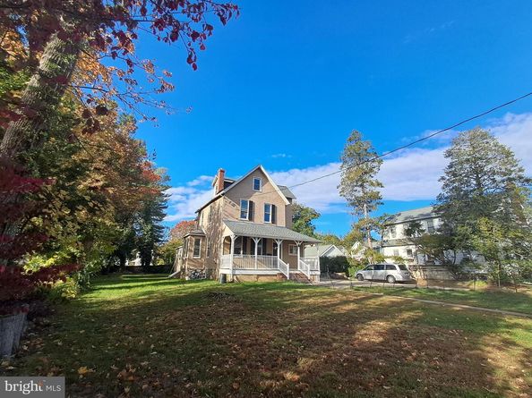 108 S Clifton Avenue, Aldan PA 19018