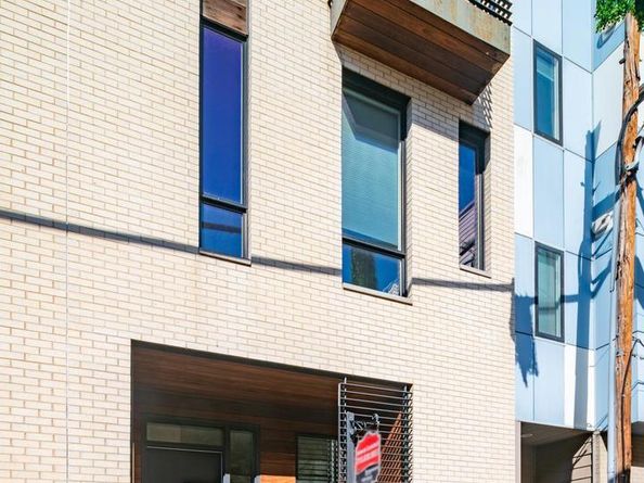 421 Wallace Street, Philadelphia PA 19123