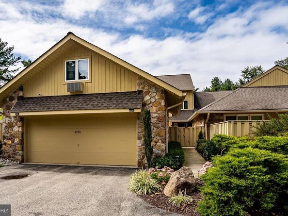 1256 Round Hill Road, Bryn Mawr PA 19010