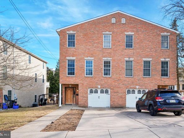 257 Lemonte Street, Philadelphia PA 19128