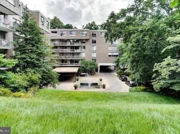 4100 Cathedral Avenue NW